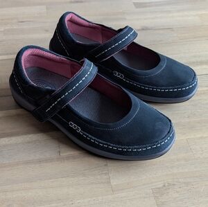 OrthoFeet‎ Athens Mary Jane Shoes (Womens Size 8.5 X-Wid)